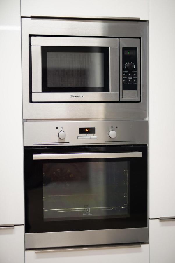 Spacious Fully Equipped 3Bd 2Bath Apt In The Heart Of City With Balconies Ac And Fast Wifi #1 Ираклион Экстерьер фото