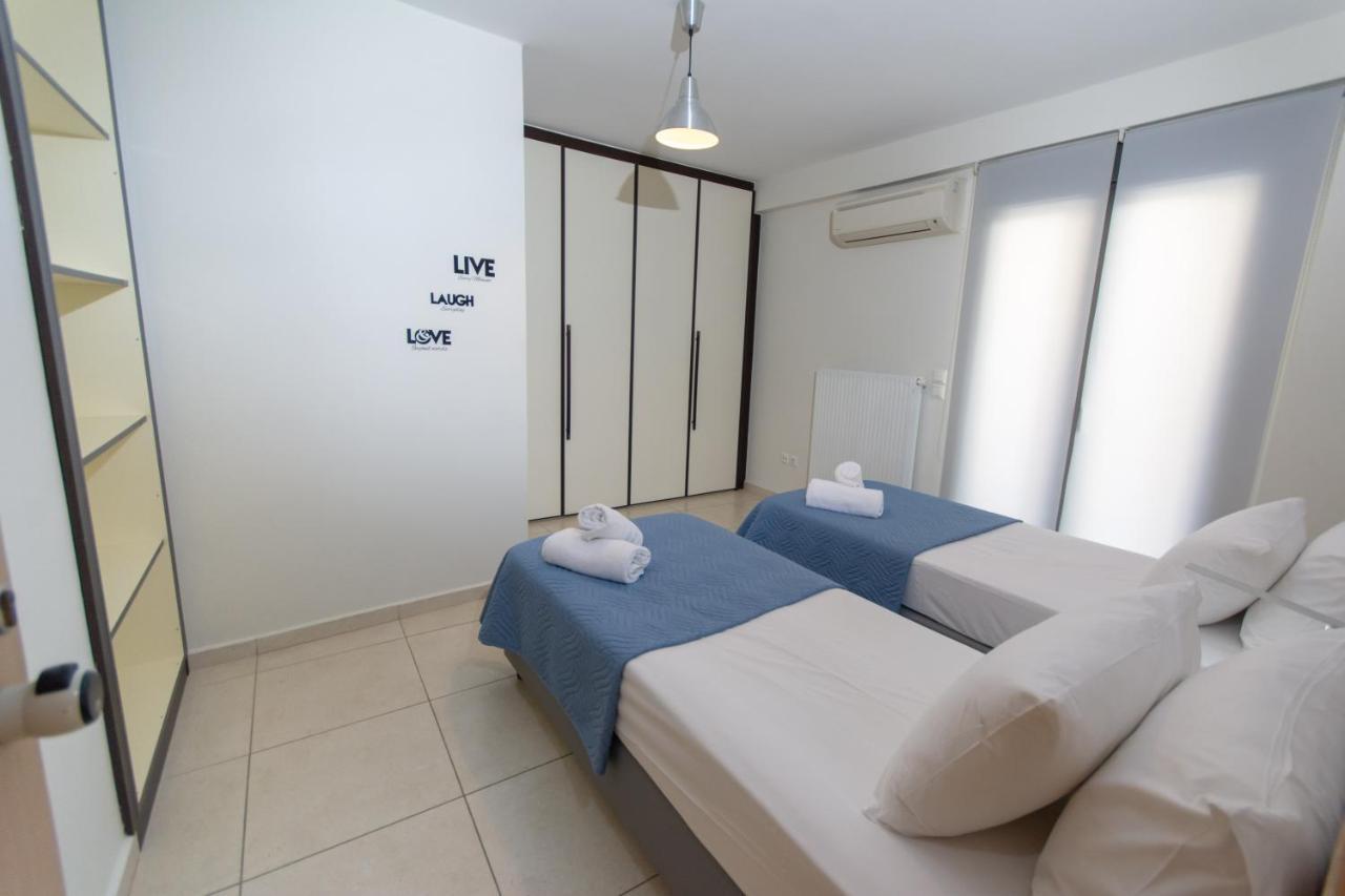 Spacious Fully Equipped 3Bd 2Bath Apt In The Heart Of City With Balconies Ac And Fast Wifi #1 Ираклион Экстерьер фото