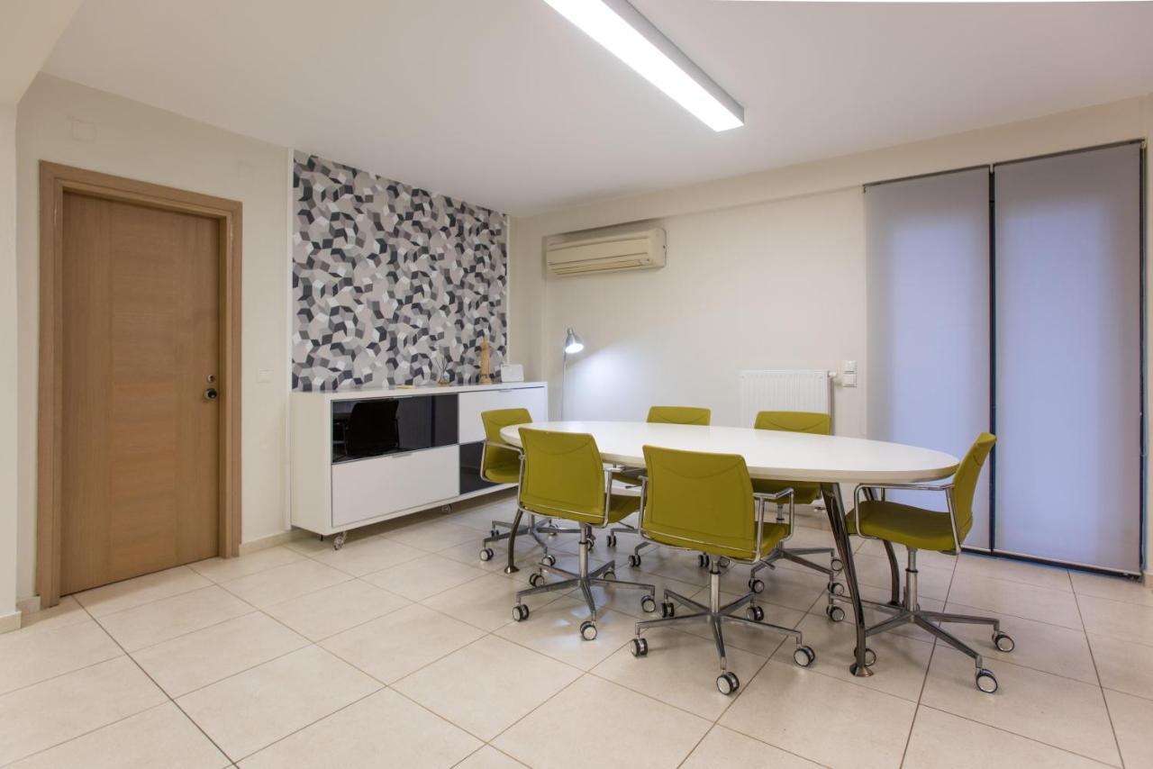 Spacious Fully Equipped 3Bd 2Bath Apt In The Heart Of City With Balconies Ac And Fast Wifi #1 Ираклион Экстерьер фото