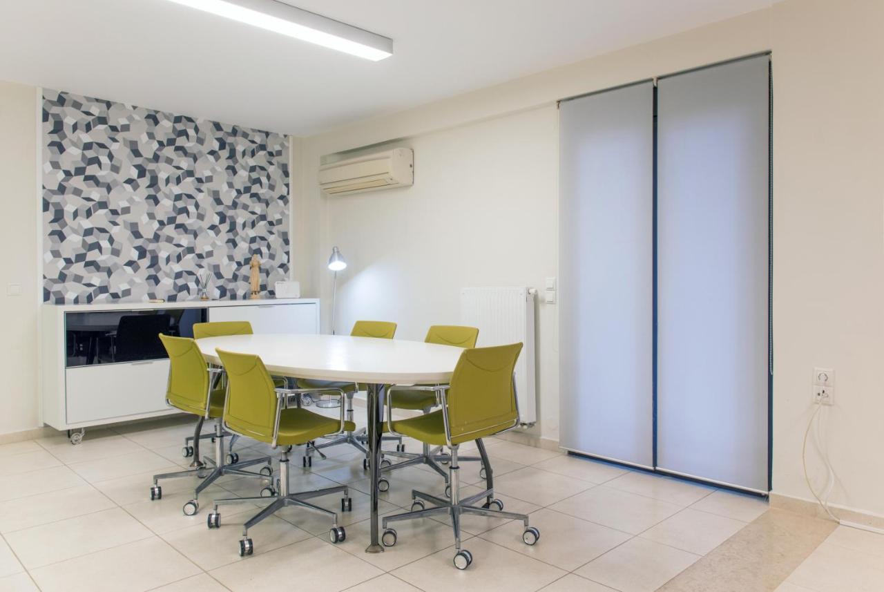 Spacious Fully Equipped 3Bd 2Bath Apt In The Heart Of City With Balconies Ac And Fast Wifi #1 Ираклион Экстерьер фото